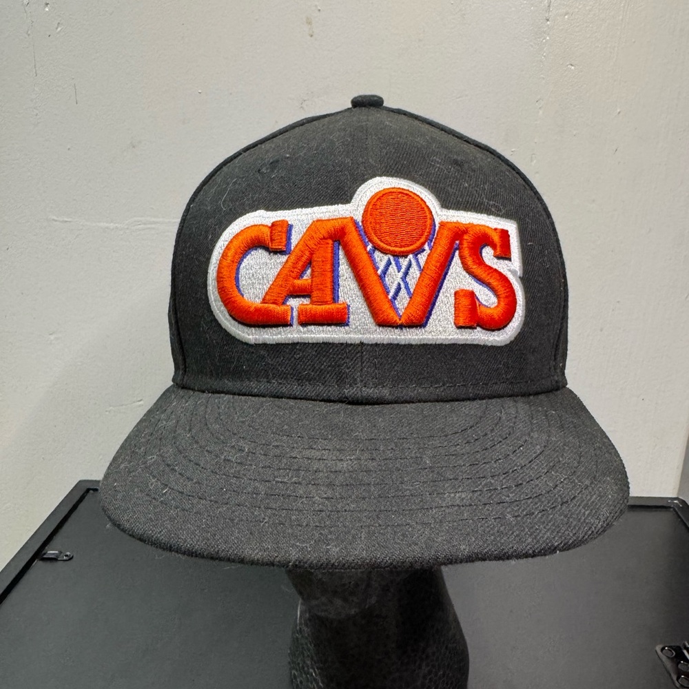 Fitted Cleveland‎ Cavs Hat